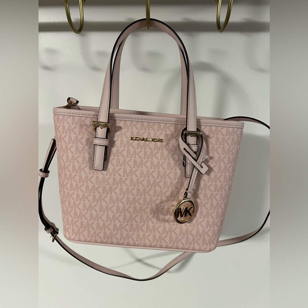 NWT Michael Kors XS Carry All Jet Set monogram canvas crossbody - Powder Blush - Picture 2 of 7